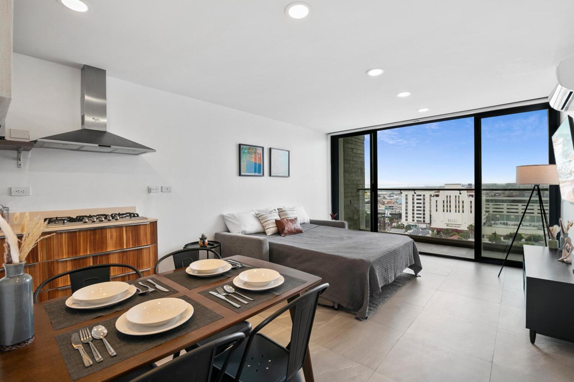 Downtown Apartment With Balcony City View, Gym & Lounge ティファナ エクステリア 写真